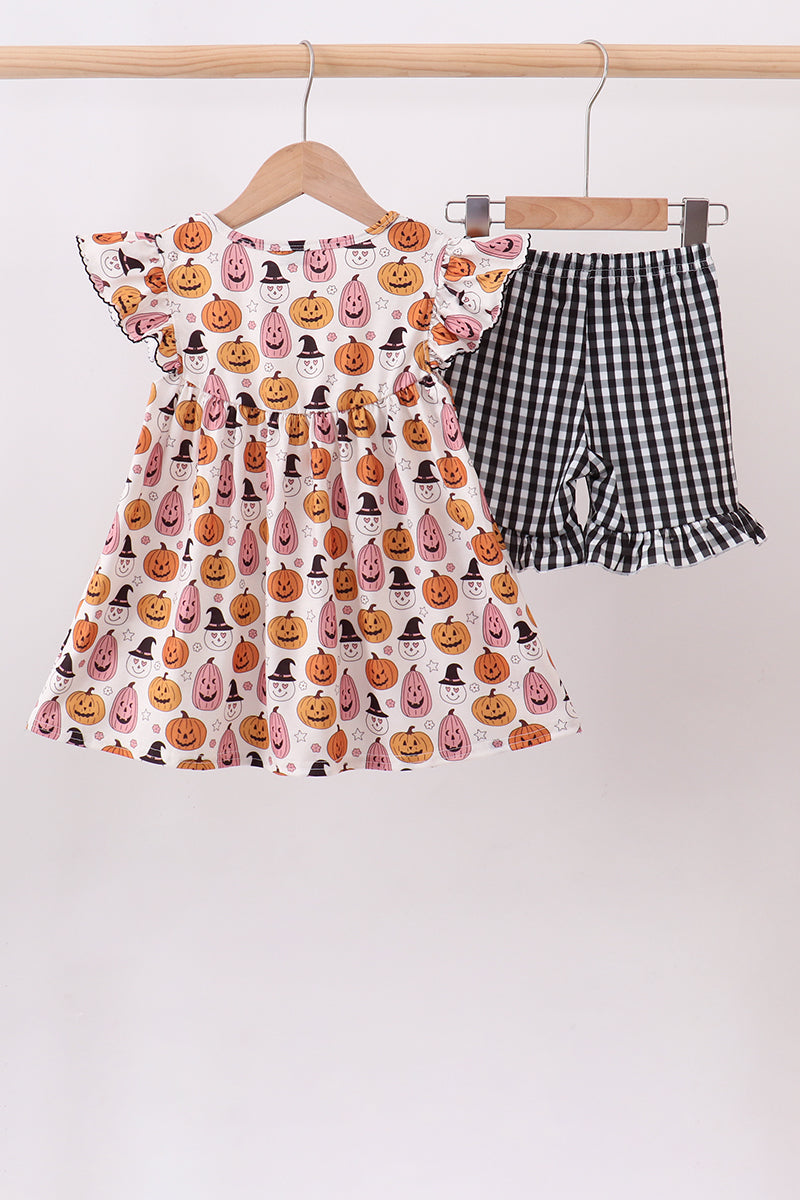 Pumpkin ruffle shorts set